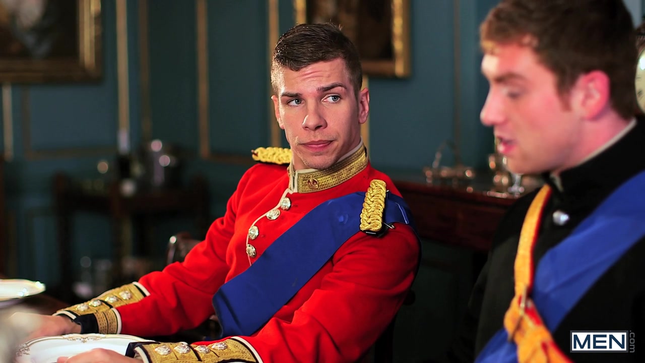 Www gay royal com