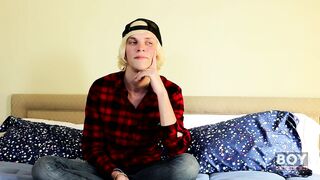 We Would All Give Kayden A Large Tip!