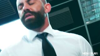 Supporting Co-Worker (Bruno Max, Sir Peter)